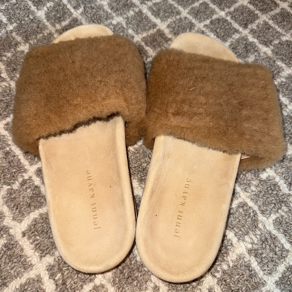 Jenni Kayne Tan Slides